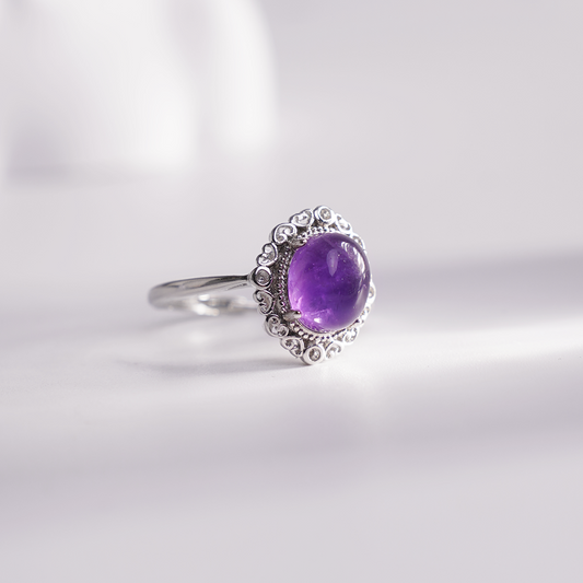 Amethyst egg face ring
